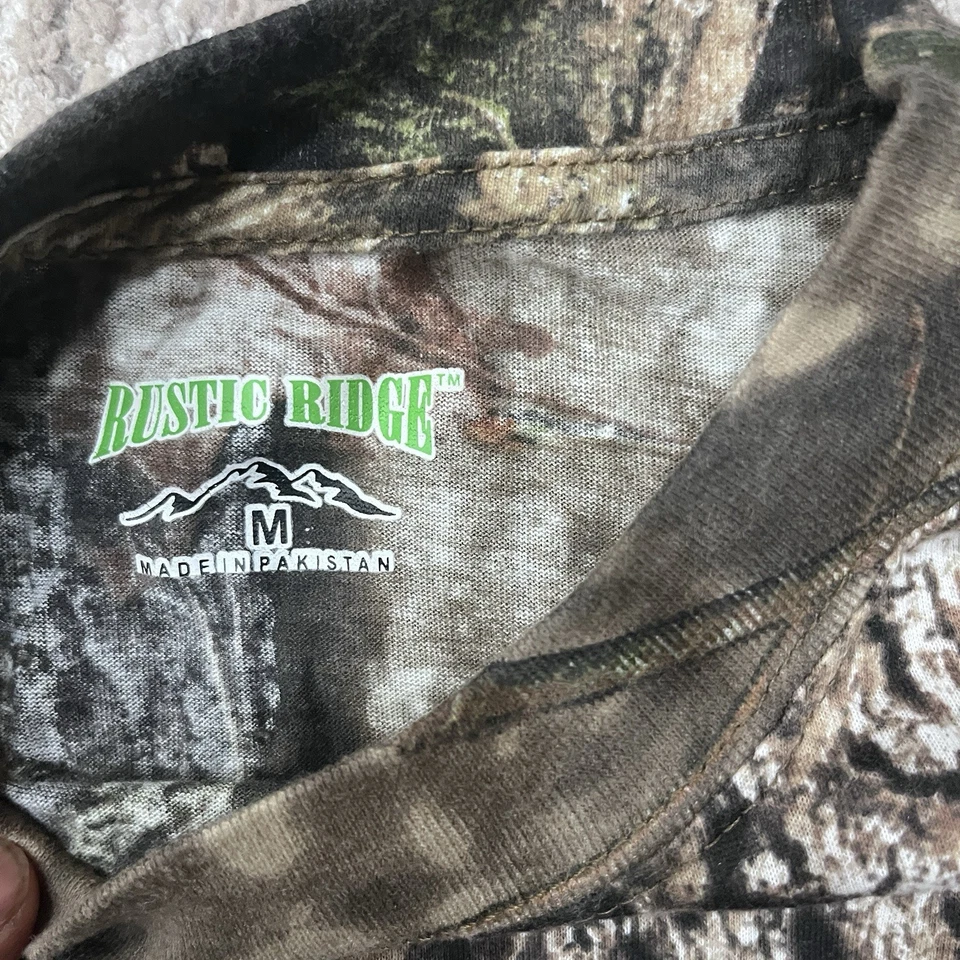 Under Armour Men's Longsleeve  Camo Hunting Shirt Size Medium - Image 2 of 4