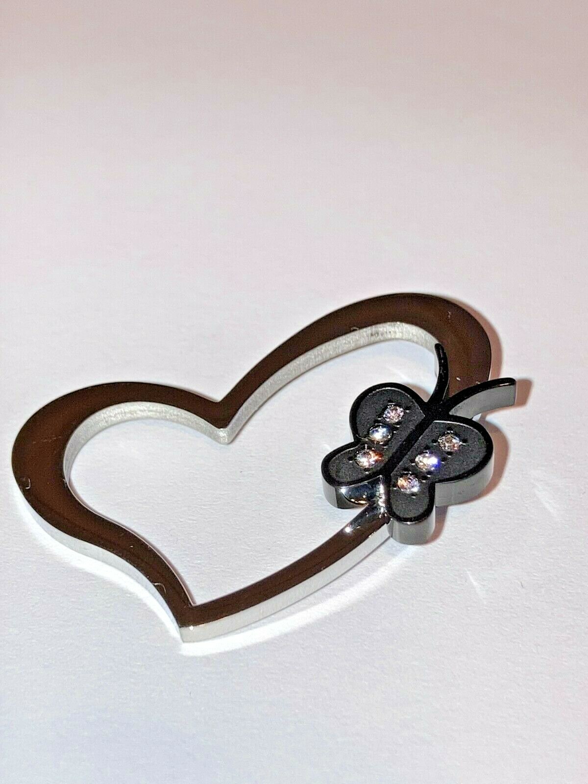 Foto 1 di 3