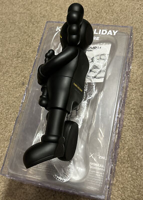 kawsのシンガポールバージョン。 Kaws Holiday Singapore Vinyl Figure Black 2021 With Original