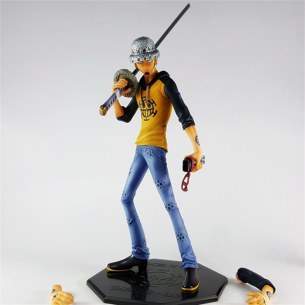 TRAFLGAR D. LAW 限定版 フィギュア Amazon.com: Banpresto - One Piece - Trafalgar Law, Bandai