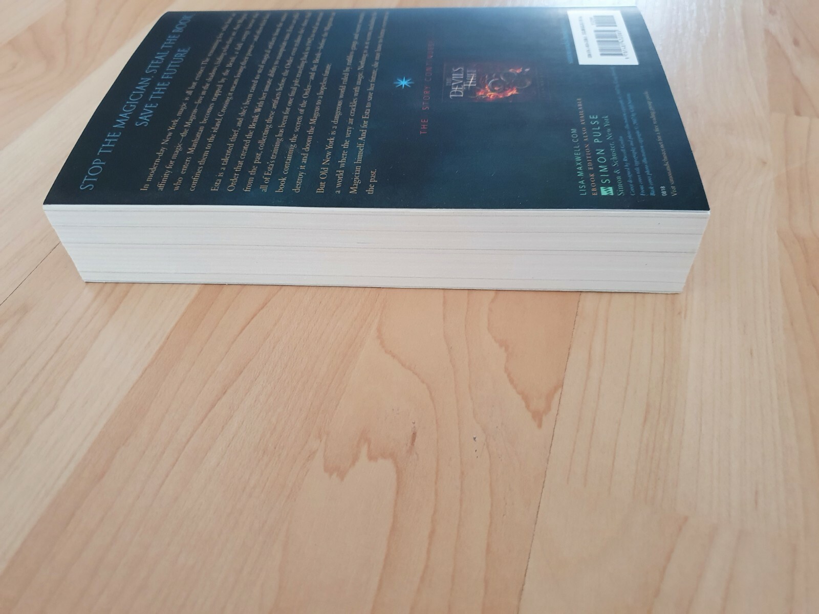 Thumbnail - Buch Teil 1 Auf Englisch The Last Magician Lisa Maxwell Neu
