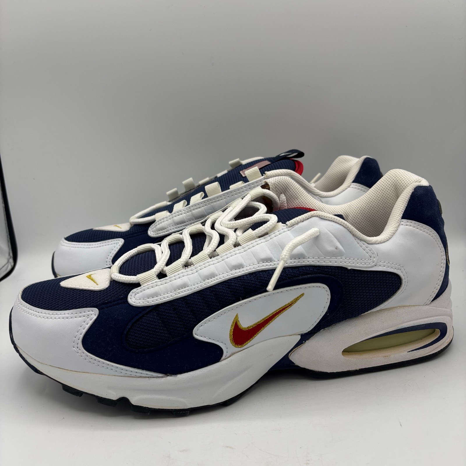 nike air shoes old school