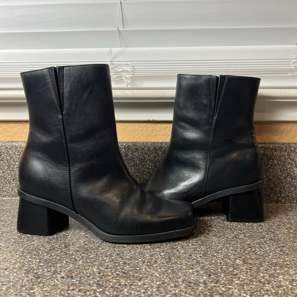 Botas Naturalizer Mujer 5 M Cuero Negro Cómodas Informales Sobre el Tobillo Cremallera Tacón Foto 4 de 4