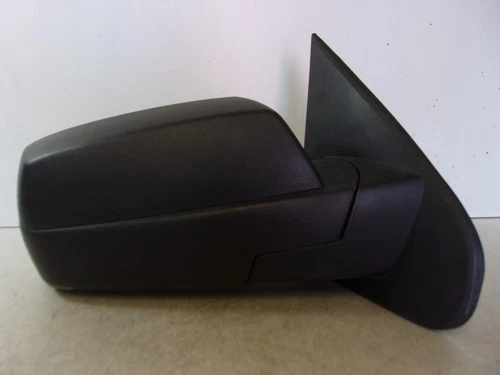 2014 - 2019 Chevrolet Silverado / GMC Sierra Passenger RH Manual Door Mirror OEM