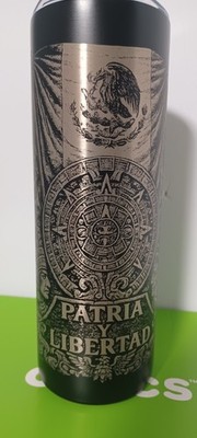 Aluminum tumbler engraved Patria Y Libertad