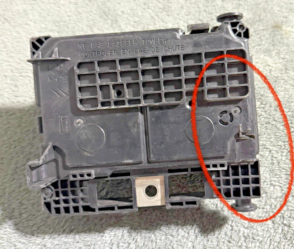 Boitier servitude moteur (BSM)  PEUGEOT CITROEN 9667199780 R09 - Photo 3/3