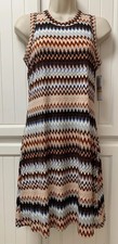 Karen Kane Women’s Sleeveless Dress Size S. NWT zig zag pattern lined. Made USA