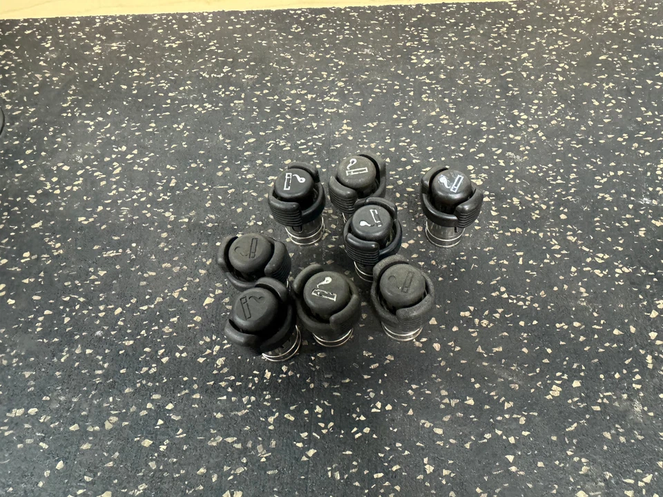 Оригинальная центральная консоль прикуривателя 91-99 94 95 Mitsubishi 3000GT Dodge Stealth - Изображение 2 из 4