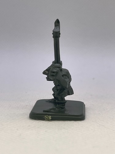 HeroQuest Goblin with Axe Miniature Hero Quest Replacement Parts 1990 - Picture 2 of 4