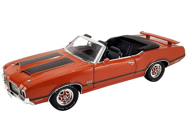 Acme 1:18 1972 Oldsmobile 442 W-30 Convertible Car (A1805624 