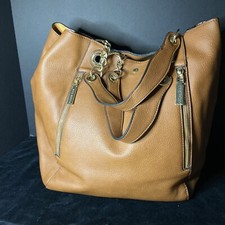 Steve Madden hobo bag with gold hardware Plus Tote Bag Included Beautiful P-1