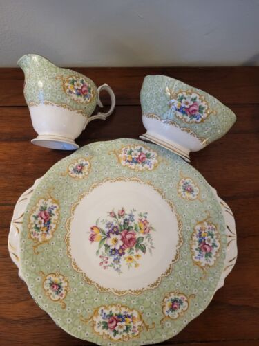 Queen Anne china Gainsborough pattern teaset items - green florals - Picture 3 of 6