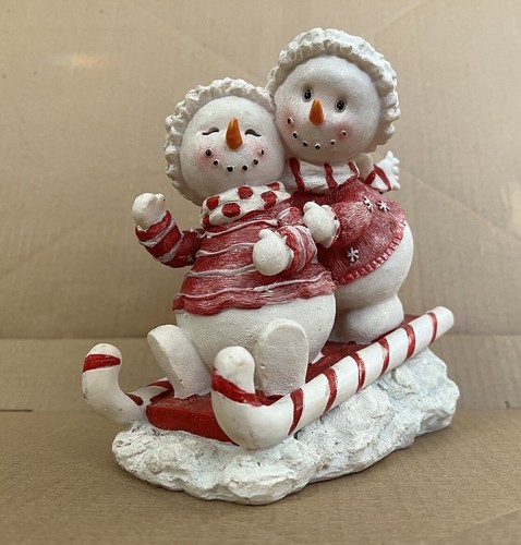 SNOWMAN FAMILY SLEDDING SNOWBOARDING FUN CHRISTMAS HOLIDAY HOME DISPLAY DECOR 7”
