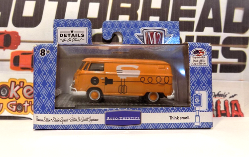M2 MACHINES 1:64, 1960 VW DELIVERY VAN USA MODEL, LIMITED PRODUCTION. (BIN2) - Picture 2 of 2