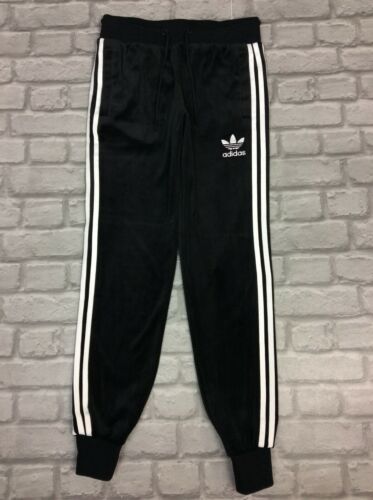 ADIDAS ORIGINALS LADIES BLACK 3 STRIPES VELVET JOGGERS JOGGING BOTTOMS RRP Â£50 - Picture 1 of 9