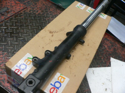88 89 90 Kawasaki Ninja ZX-10 ZX1000 Tomcat Right Fork Assembly