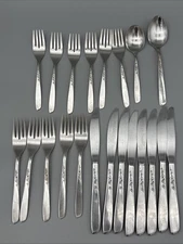 Vintage Oneida Spice Pattern 21 Pc Flatware Floral Fork Spoon Butter Knife
