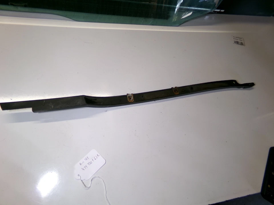 Rear Right Bumper Mount Guide Mount Slide 475330 00-06 Mercedes Benz W220 S430 - Image 4 of 4