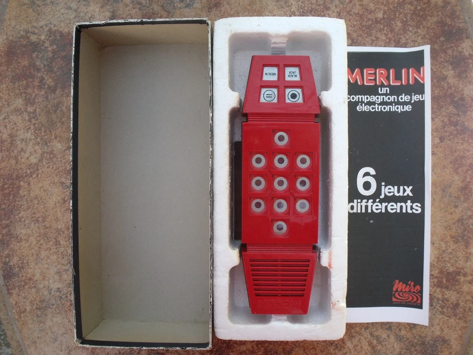 MERLIN Jeu Electronique. - Photo 3/4