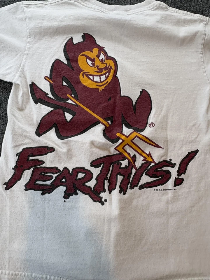 Camisa De Colección Arizona State Sun Devils Juvenil Pequeña Blanca NCAA Fútbol Fear This Foto 2 de 4