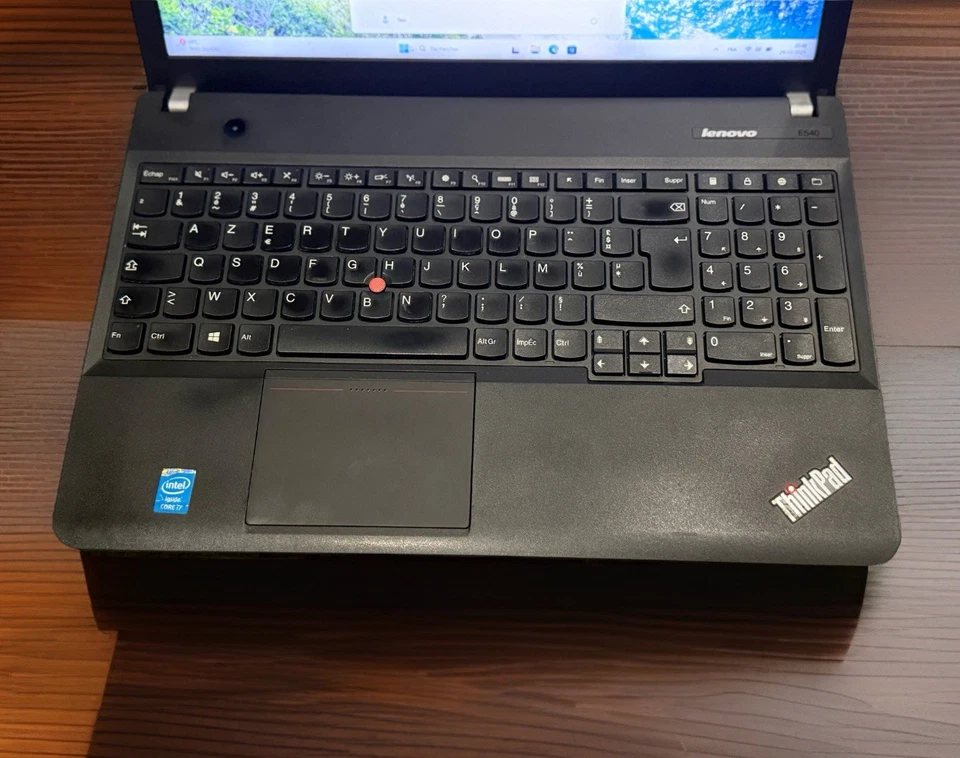Lenovo E540 i7-4702MQ 4GB RAM Win11 Pro 25H2 128GB SSD FR AZERTY 15,6“ - Bild 3 von 4