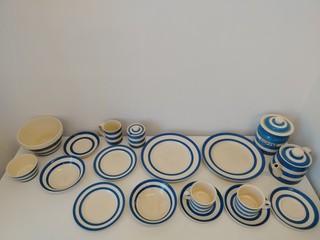 T.G Green 18 Item Bundle of Blue & White Traditional Cornishwear Ceramics (BR)