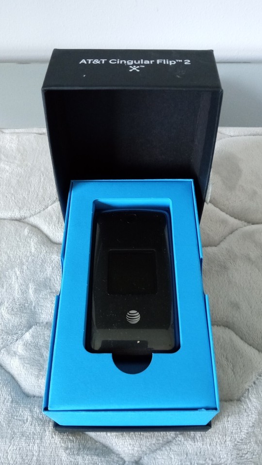 AT&T Cingular Flip 2 CellphoneEXCELLENT CONDITIONTESTED AND WORKING