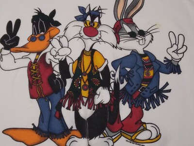 VTG 1993 Looney Tunes Sweatshirt Bugs Sylvester Daffy Peace Warner