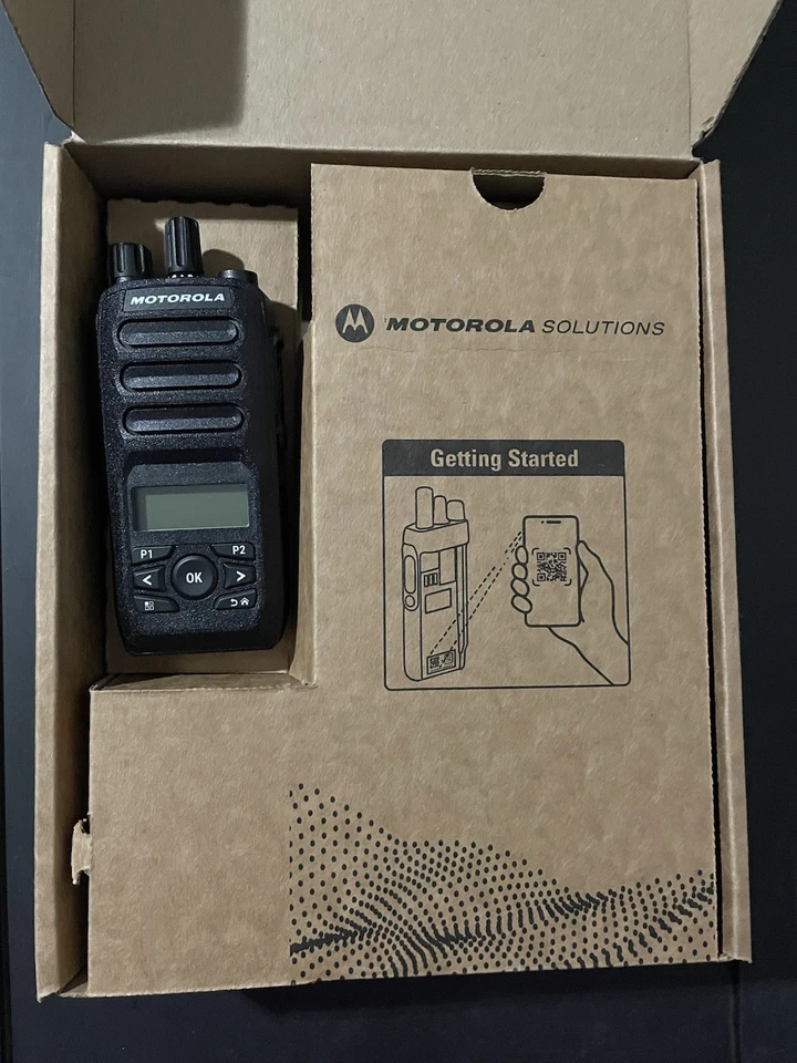 Radio bidireccional portátil Motorola MOTOTRBO R5 UHF 400-512 MHz Foto 2 de 3