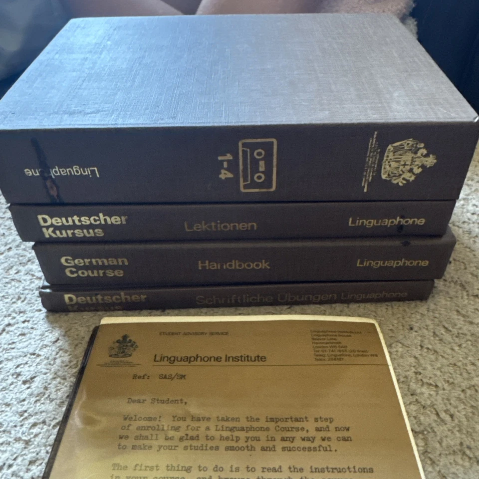 Vintage The Linguaphone Institute German (Deutscher) Course Books & 4x Cassettes - Image 2 of 3