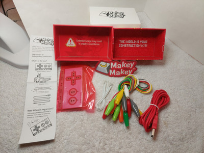 Makey Makey Invention Kit Science Kids Adults New Open Box Complete STEM STEAM