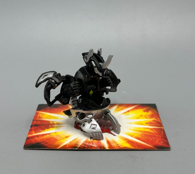 Bakugan Titanium Dragonoid 870G Black Darkus Mechtanium Surge