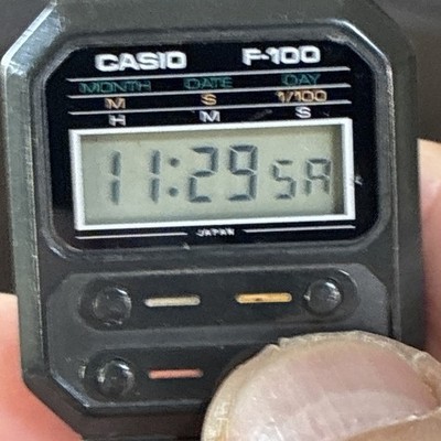 レア VINTAGE 1978's CASIO F-100 デジタル腕時計 F-100 | 古着屋の掘り出し物 : r/casio