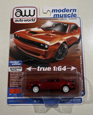 Auto World Modern Muscle Ultra Red 2019 Dodge Challenger R/T Scat Pack CHASE