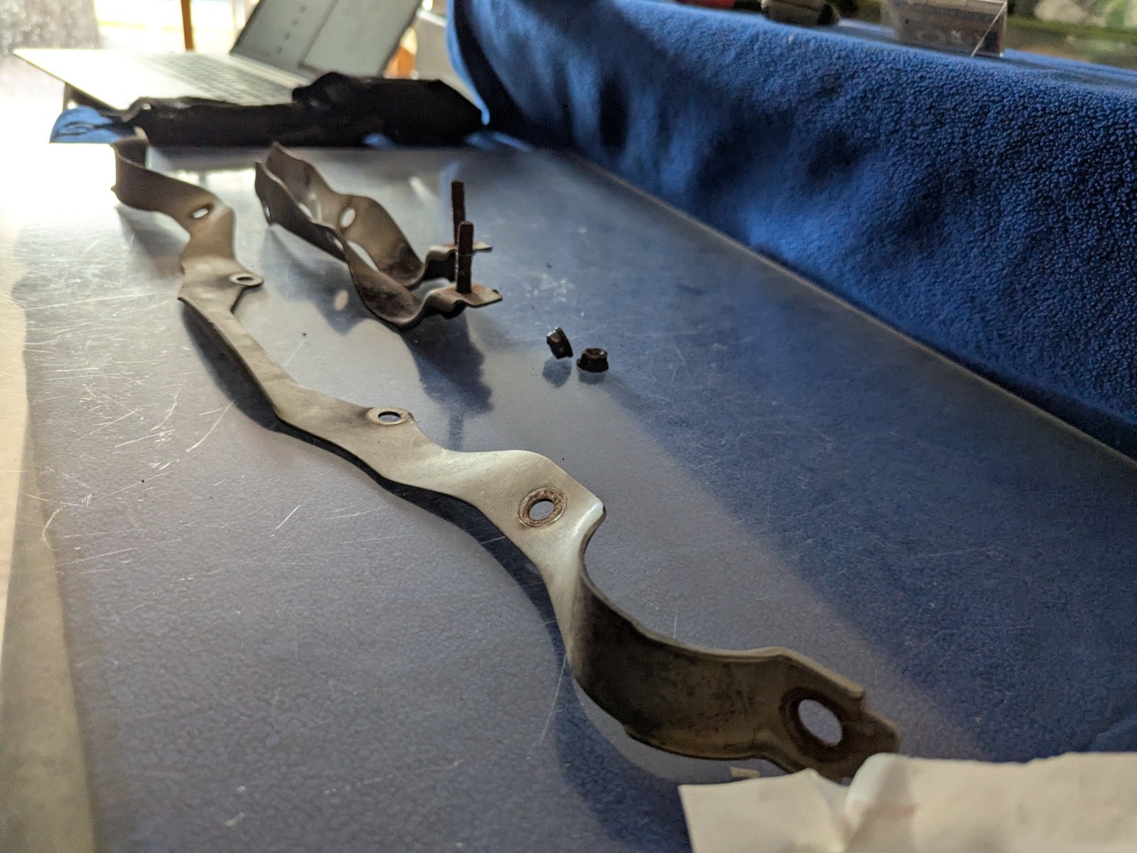 Maserati GranTurismo Support bracket P/N 225463