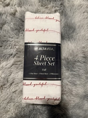 ALTAVIDA Full Bedding Sheet Set 4 Piece Script Pattern White Red 100% Polyester