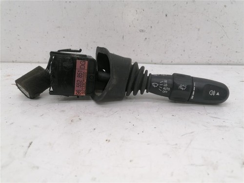Commando Droit 96552851 - Compatible Chevrolet Lacetti / Nubira 1.8 CDX 16V - Occasion