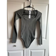 Gray Ribbed Long Sleeve Bodysuit - XS/S