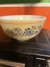 Vintage Pyrex HOMESTEAD Tan & Blue Cinderella Mixing / Nesting Bowl #403 2.5 Qt.