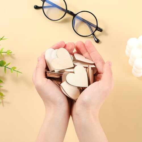 Wood Heart Cutouts 1.5inch Small Unfinished Wood Heart Cutout 1.5 inch(100 Pcs) - Bild 3 von 7