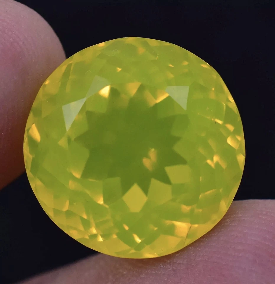 Piedra preciosa certificada ópalo Welo amarillo neón natural y púrpura-rosa 50,0 quilates sin tratar Foto 2 de 4