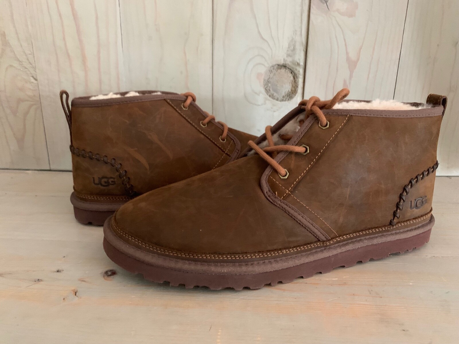 UGG NEUMEL DECO LEATHER CHUKKA BOOTS 