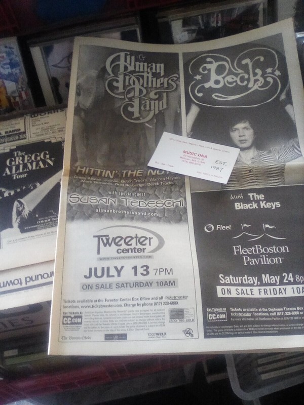 gregg allman 1974 boston, brothers 2003 beck black keys concert ad 🎹