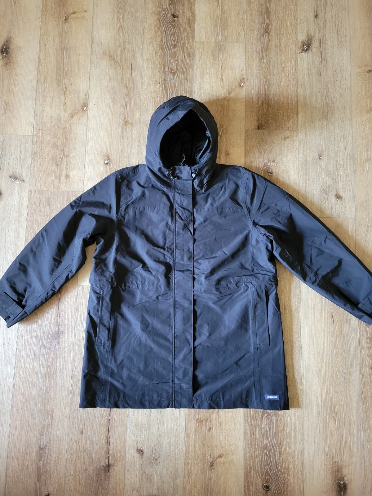 Lands' End Women's Waterproof Hooded Packable Raincoat Twoway Zipper