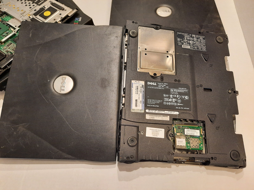 lot of 7 | IBM 51 R50 R40p | Dell C840 | Winbook FX | Toshiba PT810U - PARTS - Picture 8 of 24