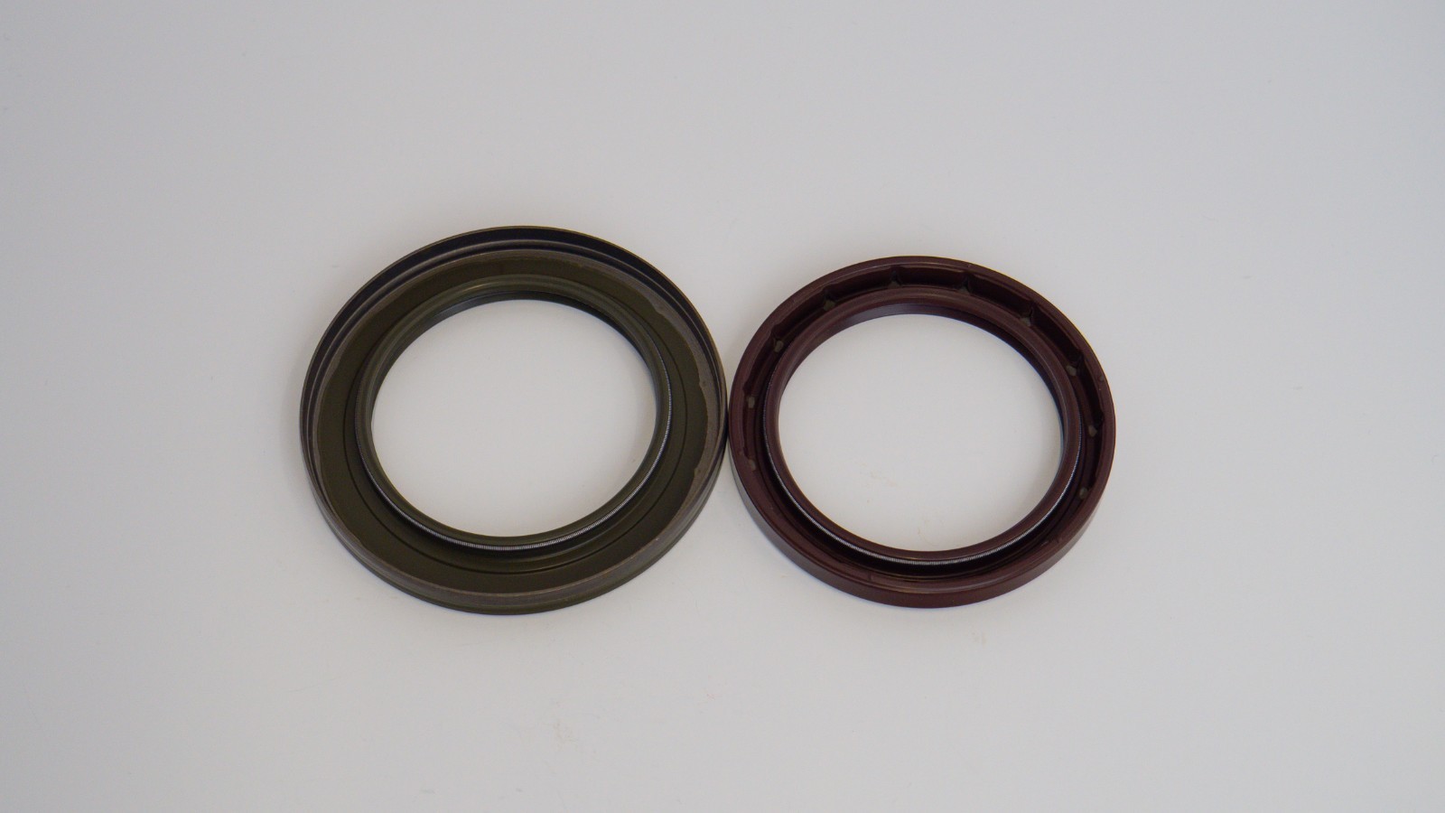 McLaren Axle Seal Set 11G0163CP 11G0164CP