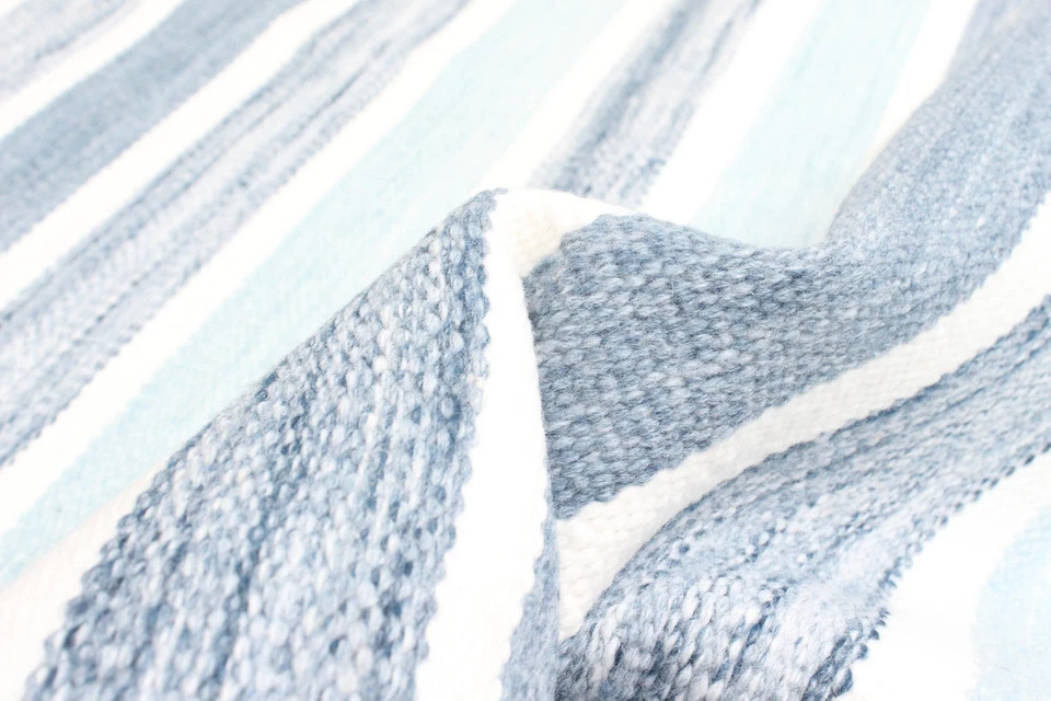 Vintage Hand Woven Traditional Kilim Rug 5'2" x 7'6" Oriental Wool Carpet - Image 3 of 4