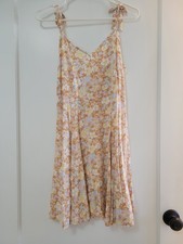 Gap size XS spaghetti strap yellow floral mini sundress NWOT