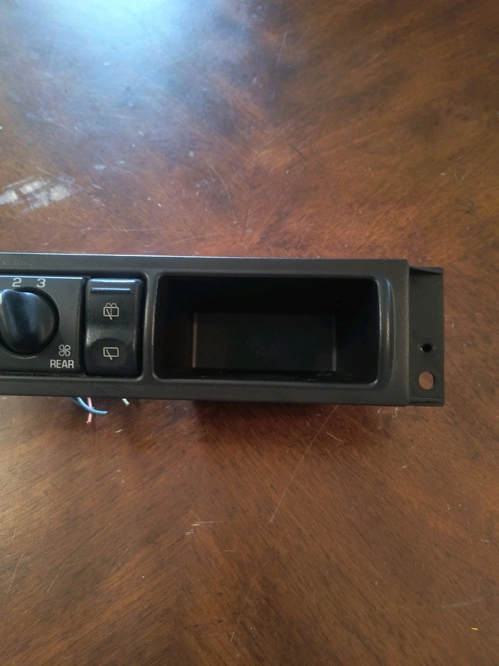 Interruptores de ventilador y limpiaparabrisas controles de clima traseros Chevrolet Venture 1997-2005 10409293 Foto 2 de 4