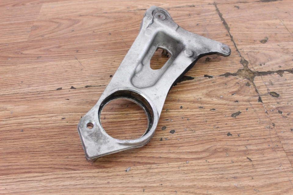 2015 SKI-DOO SUMMIT X 800R XM Driven Pulley Jackshaft Support - Image 3 of 4